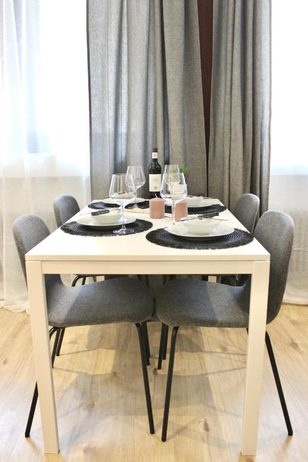 Vier Sind Hier Apartments Ротвайл Екстериор снимка